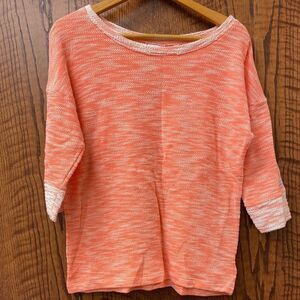Columbia orange and‎ white boucle knit 3/4 sleeve top